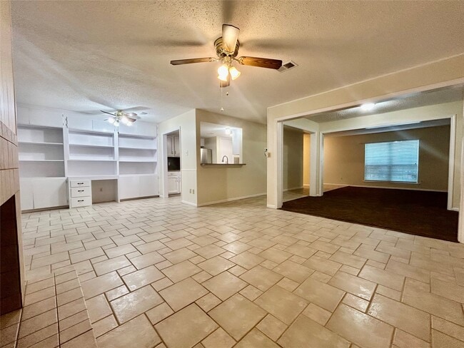 Photo - 2456 Country Club Dr