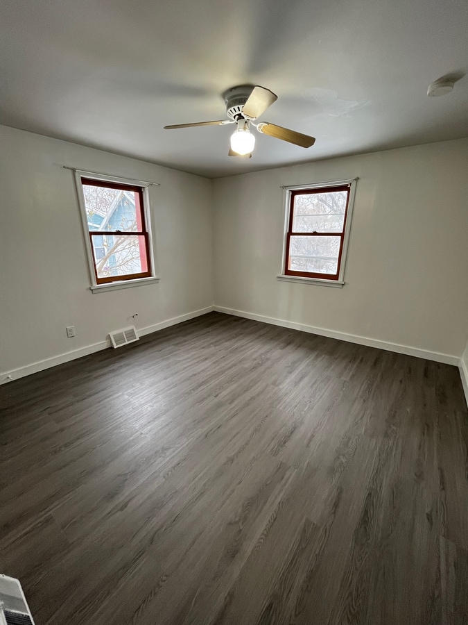 Photo - 417 N 3rd St