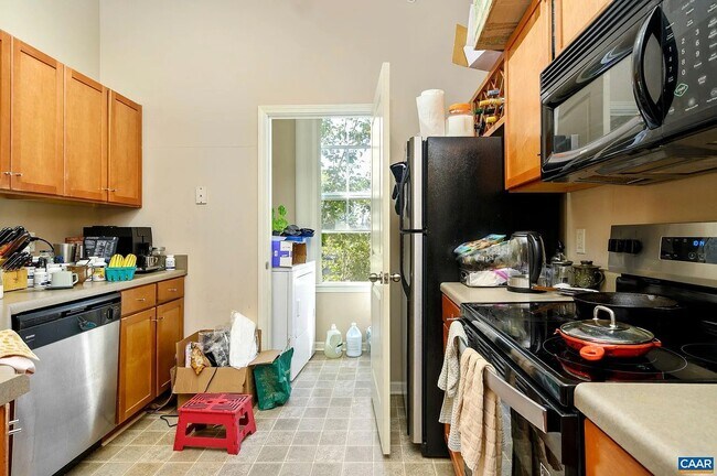 Photo - 700 Walker Sq Unit 4A