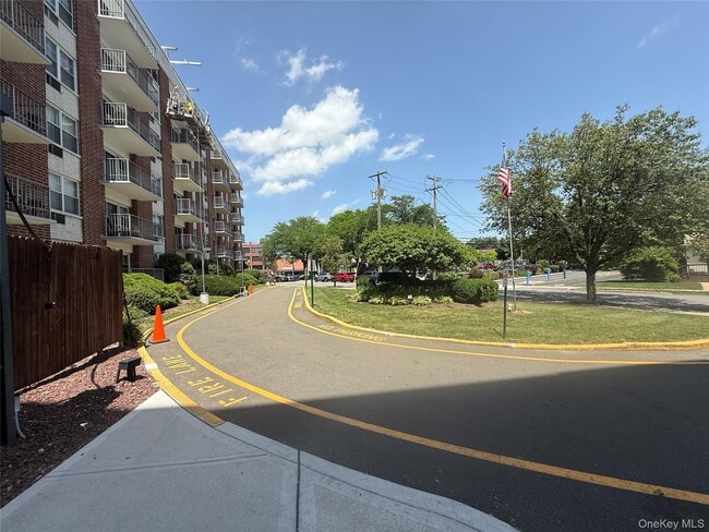 Photo - 35 Park Ave Unit 6G