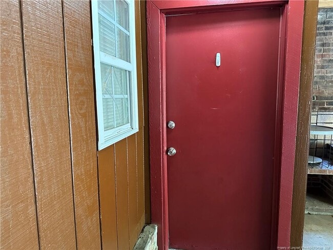 Building Photo - 209 Spears Dr