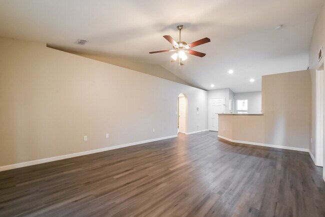 Photo - 1044 Remington Ave