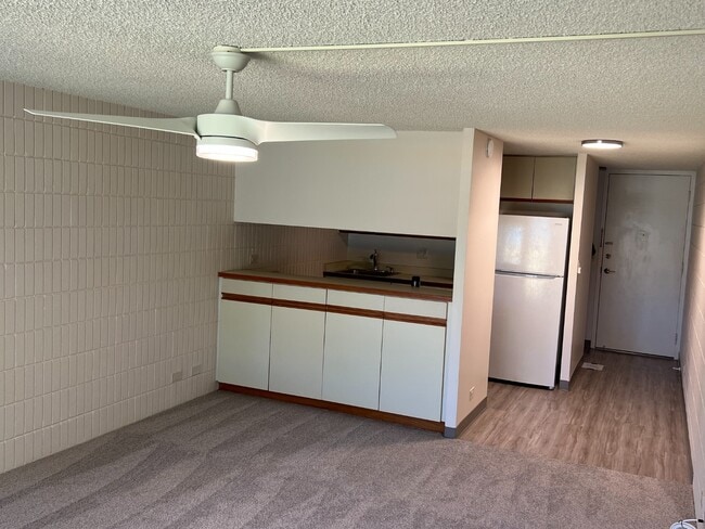 Photo - Mo?ili?ili Gem! 1-Bed Condo with Washer/Dr... Unit 207