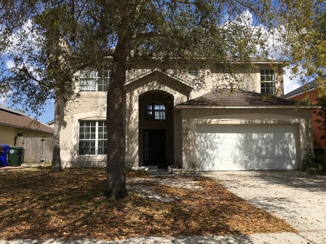 Building Photo - Kissimmee Pool Home with 7 bedrooms!