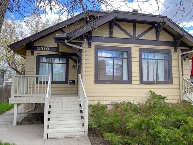 Building Photo - 2510 2nd Ave N