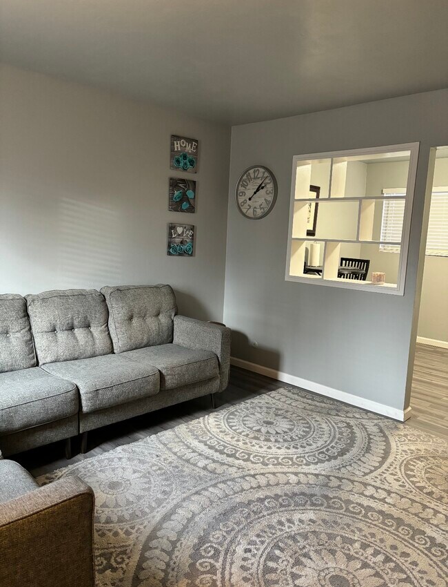 Photo - 10116 Comanche Rd NE Unidad Comanche Apartments