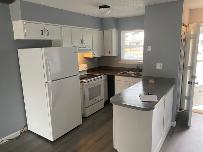 Townsquare Apartments