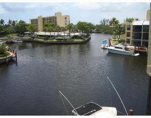 Building Photo - 1 Royal Palm Way Unit 305 Rental