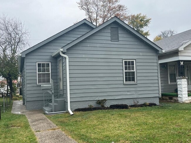 Building Photo - 1669 S Fares Ave Rental