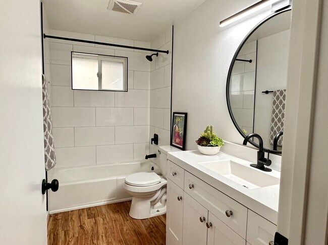 Photo - Parkview Apartments