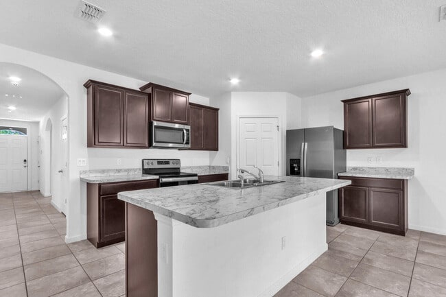 Photo - 2550 SE Rock Springs Dr