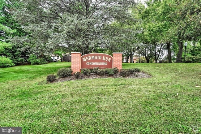 Building Photo - 4950 W Brigantine Ct Unit 4950 W Brigantine Ct Rental