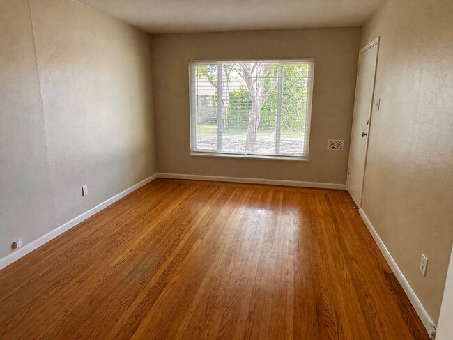 Photo - Charming 1 bed/1 bath Living Near Downtown Livermore