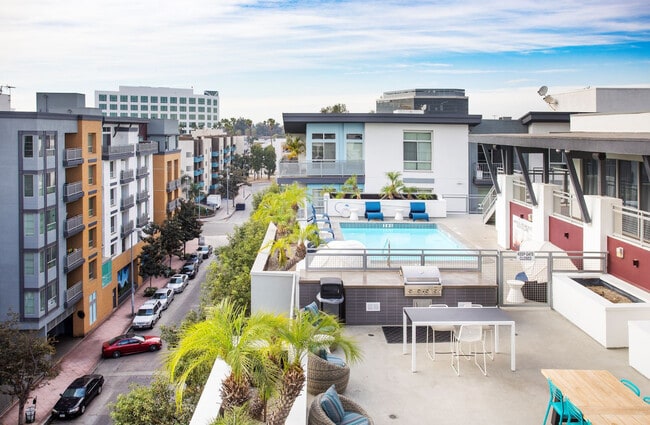 Living at NoHo apartments — community photo