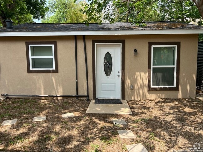 Building Photo - 333 E Woodlawn Ave Rental