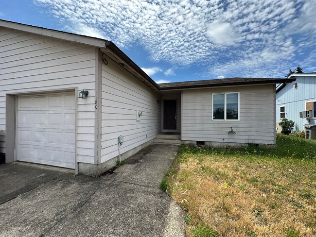 Single Level 3 Bedroom 2 Bath - 1 Car Gara... - Single Level 3 Bedroom 2 Bath - 1 Car Gara... House