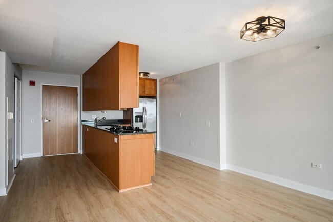 Photo - 9715 Woods Dr Unit 1209