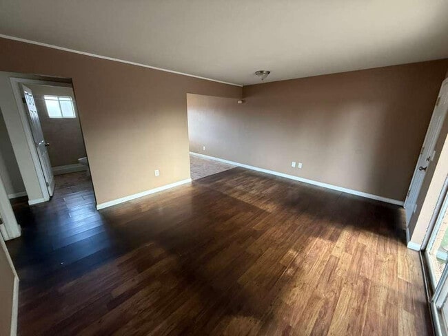 Photo - 1955 E 8th St Unit Apt 1