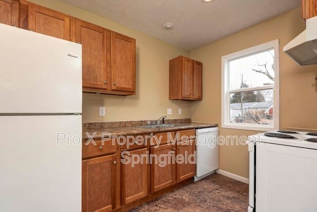 Photo - 652 N Belview Ave