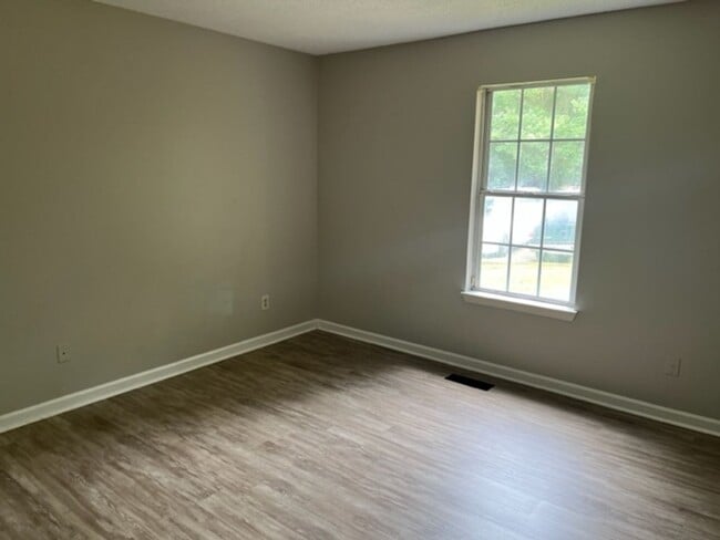 Photo - 6-2800 A Unidad 6-2800 A