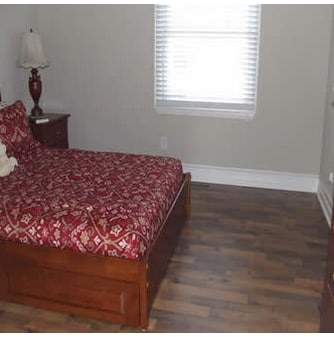 Bedroom - Brickettwood Apartments