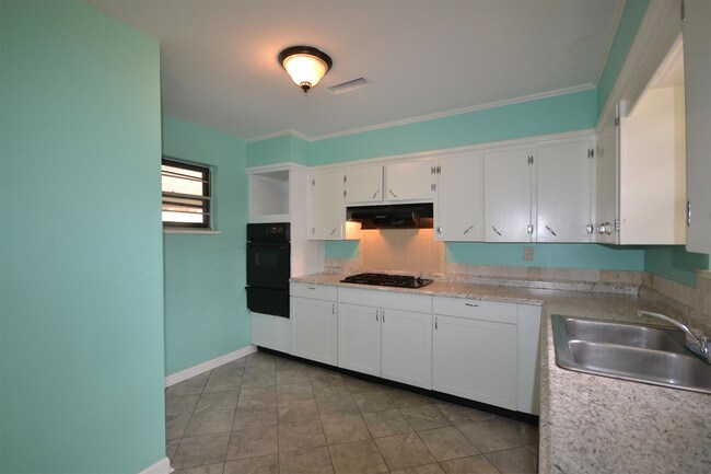 Photo - 2323 W Ora Dr