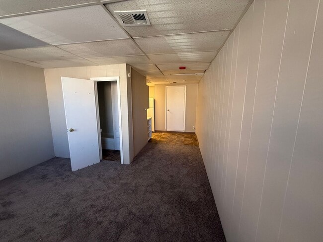 Photo - Studio in Golden Available Now! Unidad #3