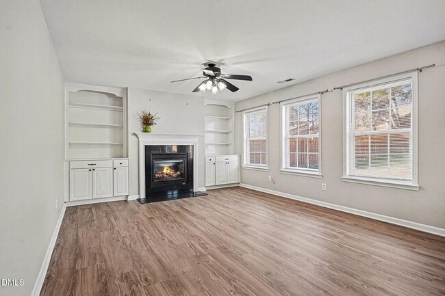 Photo - 5005 Marathon Ln