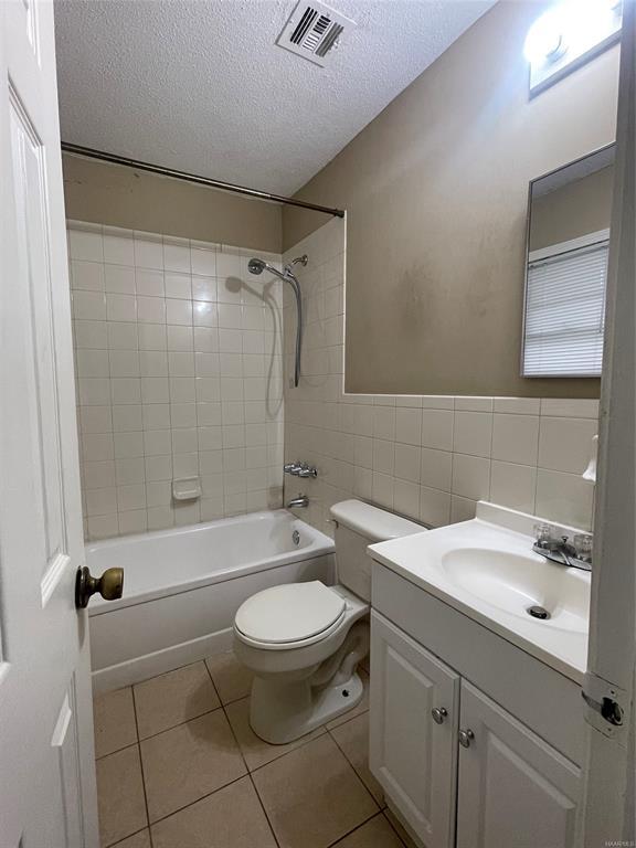 Photo - 112 Richmond Way