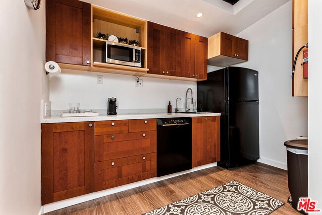 Photo - 717 Huntley Dr