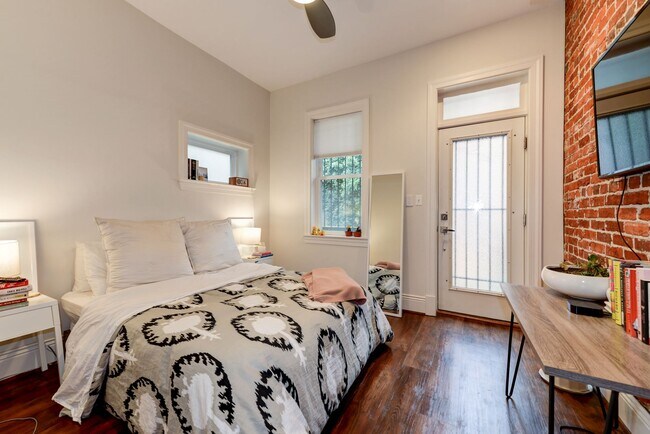 Photo - 2906 13th St NW Apartamentos Unidad B