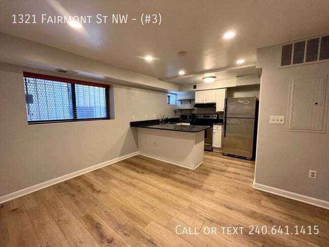 Photo - 1321 Fairmont St NW