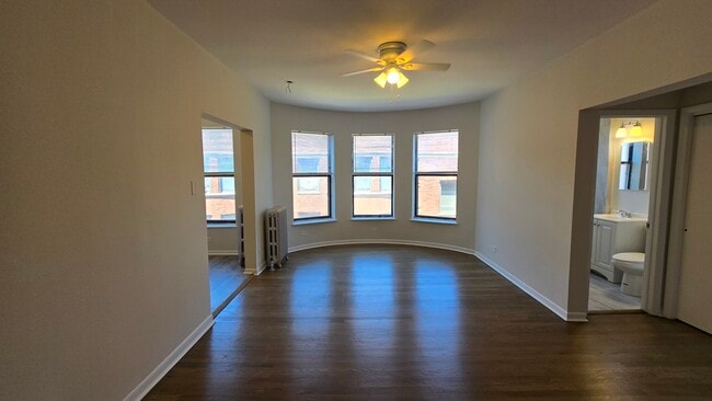 Building Photo - 7722 N Marshfield Ave Unit 3C Rental