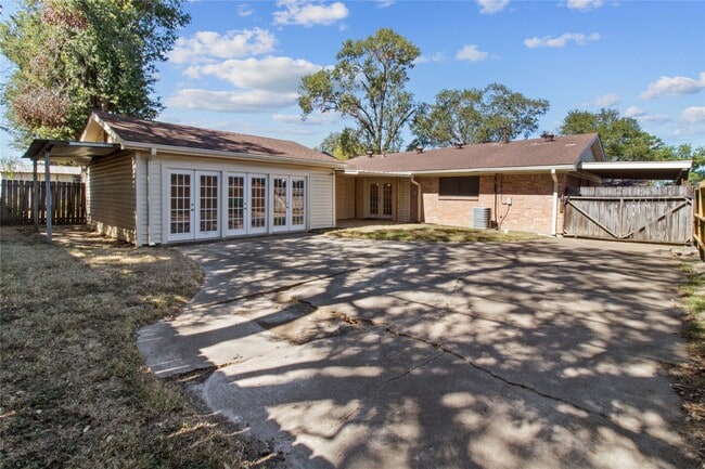 Photo - 5511 Verdome Ln