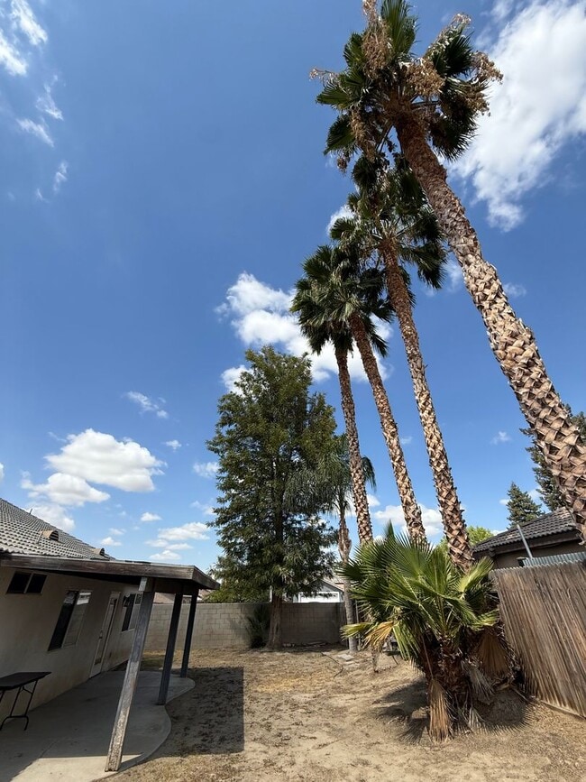 Photo - Spacious 4-Bedroom Home in Southwest Baker...