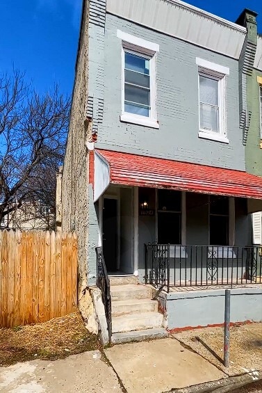 Building Photo - 1924 N Taylor St Rental