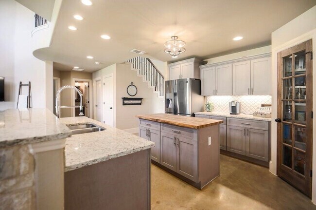 Photo - 108 Quail Run