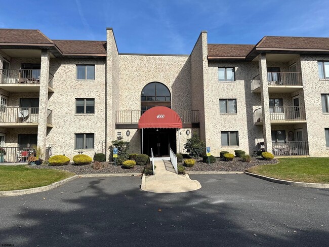 Building Photo - 1108 Dolphin Ave Unit 1108