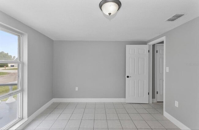 Photo - 9200 Chantilly Ln