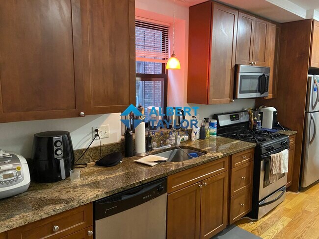 Photo - 64 Louis Prang St Unit 2