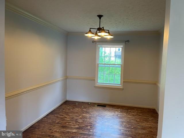 Photo - 8583 Wheatfield Way