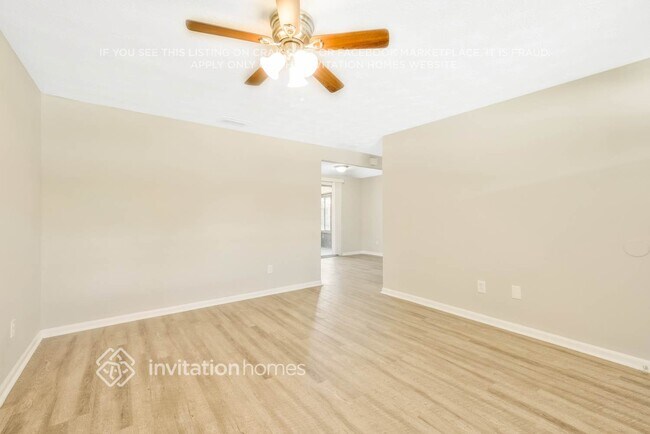 4238 Sabine Dr