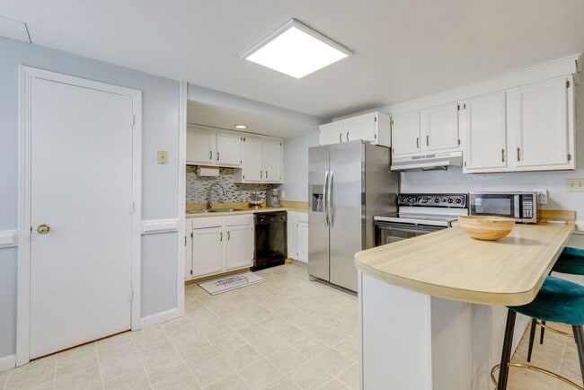 Photo - 37 Bryn Mawr Ave Unit SI ID1546035P