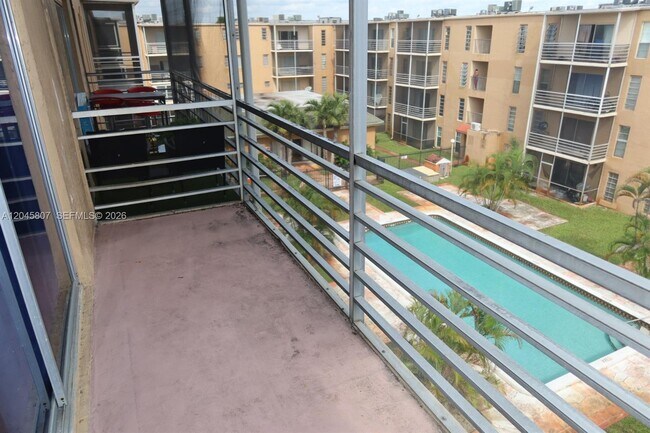 Photo - 4848 NW 24th Ct Unit 416