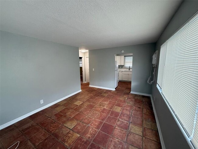 Photo - 110 S 4th St