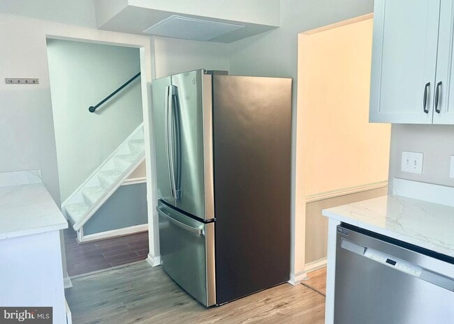 Photo - 10108 Sabin Dr