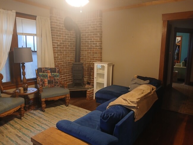 Photo - 1106 W Hempstead Ave