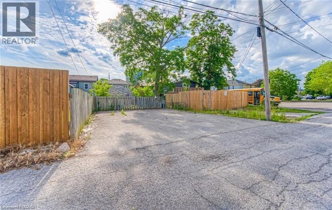 Photo - 93 Water St S Unité Upper