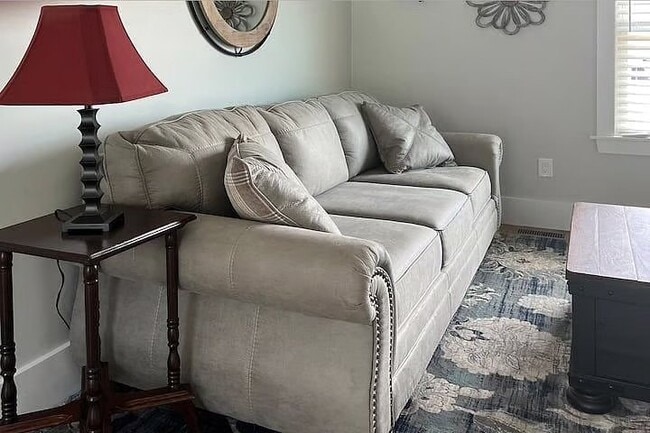 Photo - 222 Brookview Dr