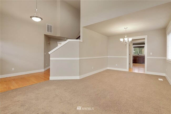 Photo - 31045 2nd Pl SW